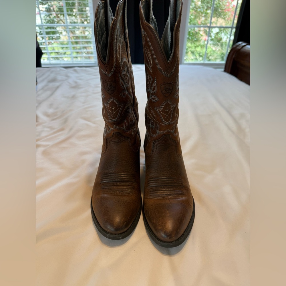 Ariat women’s Brown Leather Western Boots